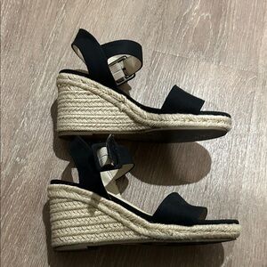Life Stride Black Wedges with Cream Lining
